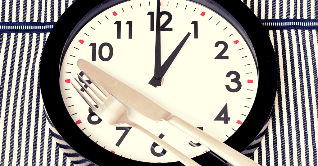 fork and knife on a clock